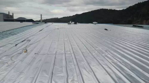 煒峰建筑隔熱材料廠專業(yè)隔熱,鋼結(jié)構(gòu)廠房 混凝土屋頂隔熱 補漏 隔音 破損修復 老化翻新